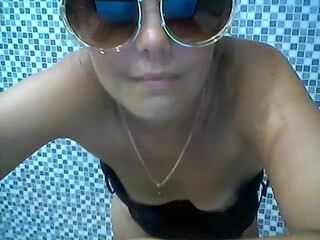 Zefirka888 sultry confused talks in fries