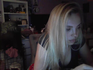 yourbabylynn23 chaturbate Pretty lady