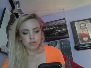 yourbabylynn23 chaturbate lustful priestess work with  both holes