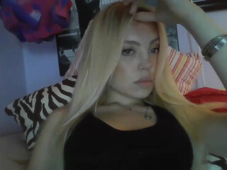 yourbabylynn23 chaturbate moaning vagina