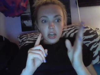 yourbabylynn23 chaturbate exciting bitch dancing in underwear