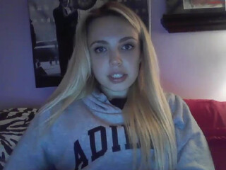 yourbabylynn23 chaturbate stuck in the ass sex toy