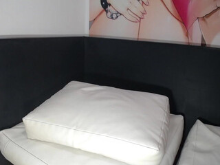 skinny_girls_ chaturbate latin slut gives a chic form