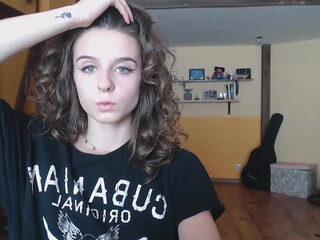 classy_cassie chaturbate shows her sweet holes