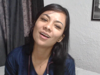 valentinalopera chaturbate busty bitch exposes her charms