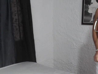 valentinalopera chaturbate 01 March 2020