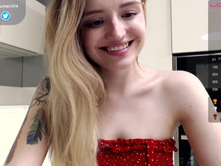 fumari014 chaturbate spicy chick exposes sexy body