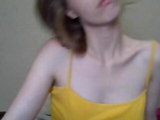 zuzelica chaturbate beautiful woman jerks off pussy