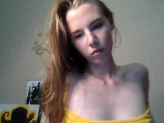 zuzelica chaturbate dude licks shaved cunt girlfriend