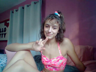 issyeden chaturbate delicious bitch pulls her holes