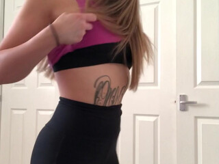 helenround manyvids onlyfans amazing pussy sucking on pussy