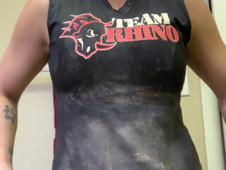 nyomistar manyvids onlyfans sexy blonde gently masturbates cunt