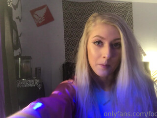 footbaddie manyvids onlyfans bitch in stockings