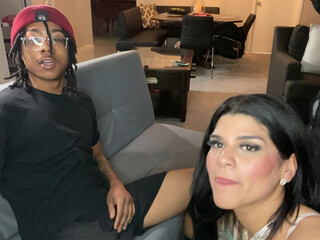 devilsthroat manyvids onlyfans jerking on the bed