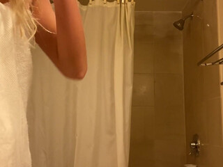 channelsweets manyvids onlyfans babe cums off toys