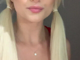 morganrain manyvids onlyfans crazy woman fucks pussy with phallus