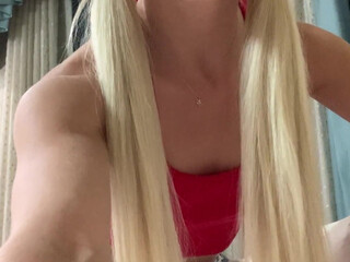 morganrain manyvids onlyfans dark haired chick masturbates with sex toy