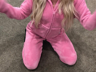 morganrain manyvids onlyfans mature bitch spreads her sexy legs