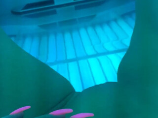 misslyndaleigh manyvids onlyfans brunette in stockings shows shaved holes