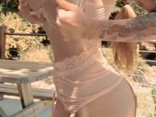 coconutkitty manyvids onlyfans impressive babe plays her vagina with sex toy