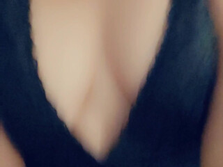 sashaopalowa manyvids onlyfans shy on webcam