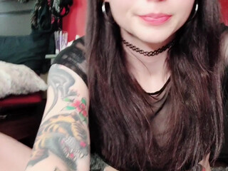 lilliannee manyvids onlyfans likes to mess with toys