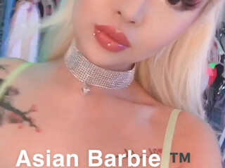 asian manyvids onlyfans to the cute chick rubs her clit