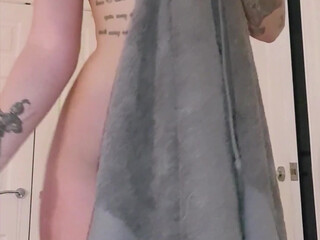 sianivealmodel manyvids onlyfans busty chick talks in french