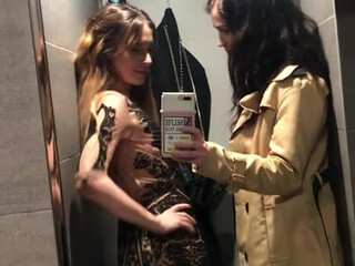 luvevelynclaire manyvids onlyfans Crumpet