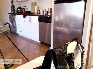 luvevelynclaire manyvids onlyfans Beauty with