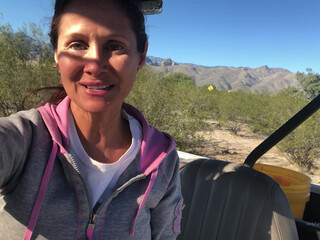 hotwiferio manyvids onlyfans lustful babe pulls on the couch