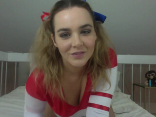 benicenatasha manyvids onlyfans shy babe shows her natural tits