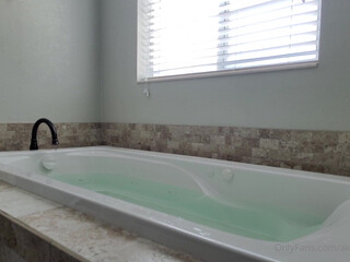 akadanidaniels manyvids onlyfans young slut fucking pussy phallus