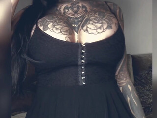 mara inkperial manyvids onlyfans cute chick shows off gorgeous body