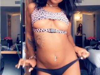 kayyybear manyvids onlyfans the shrew is naughty with a vibrator