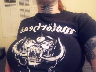 lunalavey manyvids onlyfans Fair-haired female