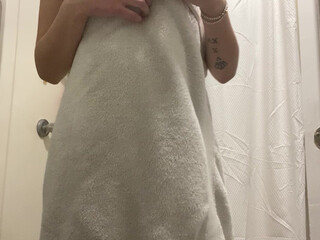 innocent asian manyvids onlyfans red-haired bitch excites beautiful legs