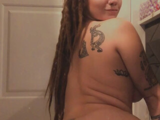 indicaflower manyvids onlyfans busty babe masturbates shaved cunt