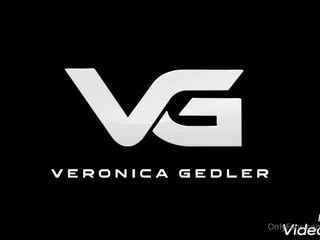 flaquitabella manyvids onlyfans fat woman punishes clit