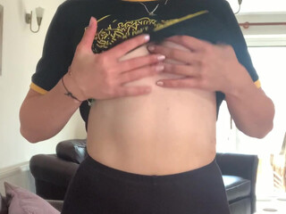 bleuebelle manyvids onlyfans luxurious harlot poses in fr