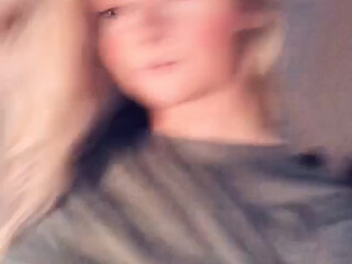 nataliehooper manyvids onlyfans appetizing slut furiously shoves vegetables in her cunt