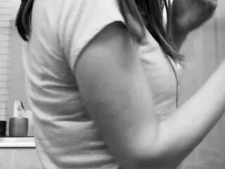 imamberhahn  manyvids onlyfans broken pink cunt