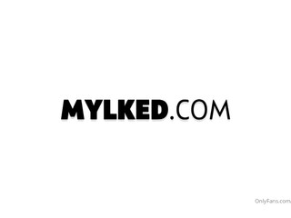 destinycruzxxx manyvids onlyfans slim bitch jerks off with sex toys