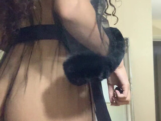 denimonthesidewalk manyvids onlyfans petite chick fucks herself with toys