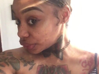 creamyexotica  manyvids onlyfans dominates cap