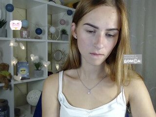 MollyMae crazy slut rees both holes