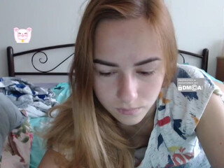 MollyMae blonde chick relish fucks the cap