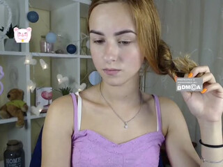 MollyMae gorgeous slut in oil