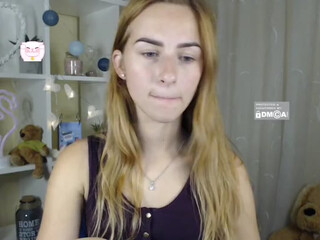 MollyMae Charming woman