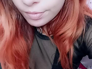 aangy766 gorgeous chick caresses shaved cunt